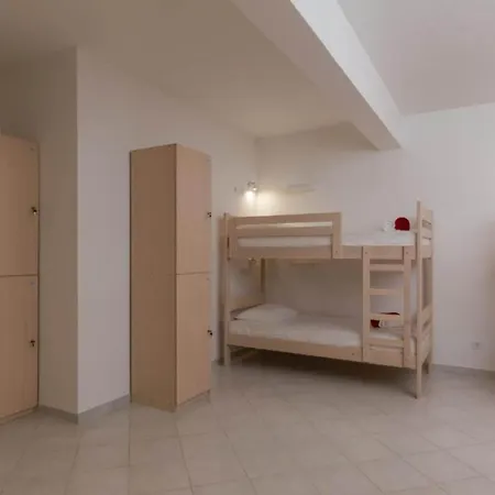 Free Bird - Bed In Seven Bed Mixed 1 * Dubrovnik