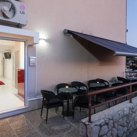 Free Bird - Bed In Seven Bed Mixed 1 Tatil Evi