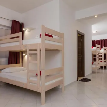 Free Bird - Bed In Seven Bed Mixed 1 * Dubrovnik