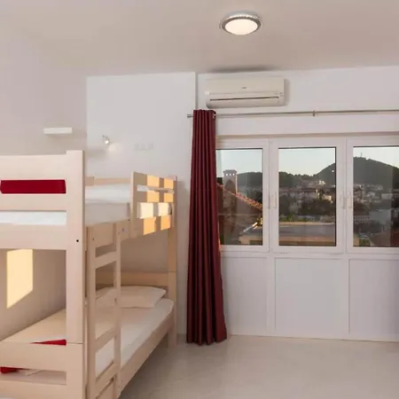 Free Bird - Bed In Seven Bed Mixed 1 Tatil Evi Dubrovnik